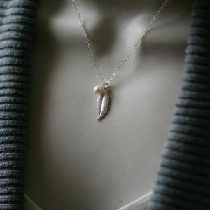 Sterling silver Feather Necklace,la..