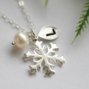 SNOWFLAKE necklace,leaf initial,Wir..