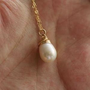 Wire Wrapped Pearls Necklace,everyday..