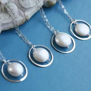 Set Of 4,bridesmaid Necklace,eternity Circle..