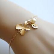 Orchid Flower Gold Fill Bracelet,Leaf initial,initial bracelet,Bridesmaid gifts,Flower girl gift,Pearl,Wedding Jewelry
