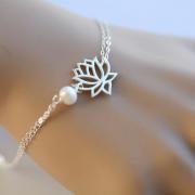 Lotus Bracelet,Sterling silver,Wire wrapped pearl.customize birthstone,bridesmaid gifts,birthday,simply daily jewelry,wire wrapped