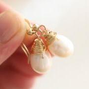 Wire wrapped pearl earrings,everyday jewelry,bridesmaid gifts,14k gold filled,Mother jewelry,