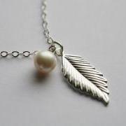 Sterling silver Feather Necklace,layering necklace,Jennifer Aniston,Fall Wedding,Bridesmaid gifts,Wedding,Birthday, Everyday jewelry