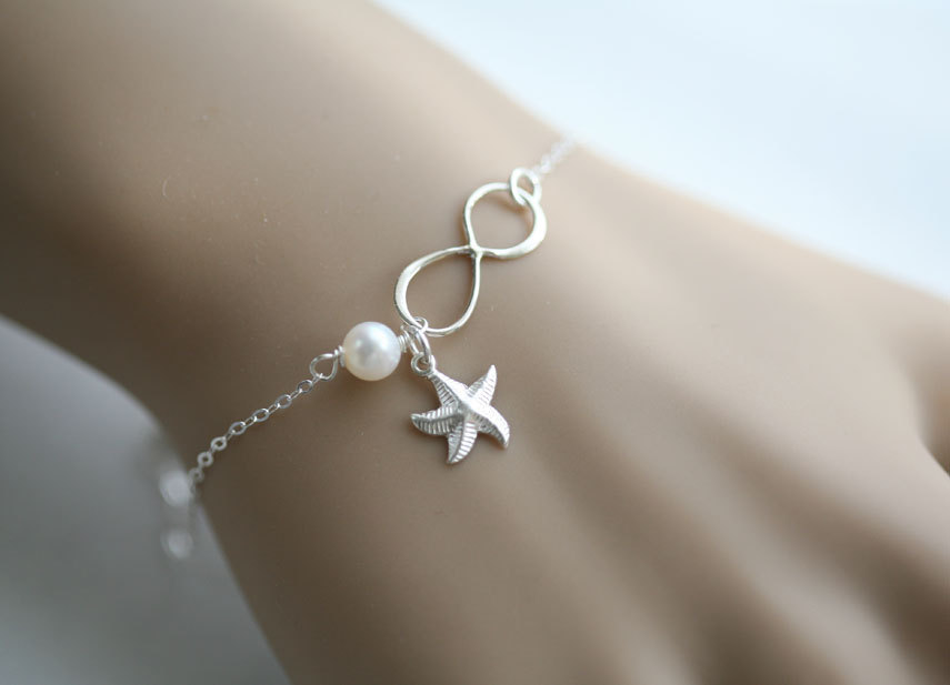 Infinity and birthstone bracelet,Starfish bracelet,Beach wedding,infinity bracelet,bridesmaid gifts,sisterhood,customize birthstone,wedding