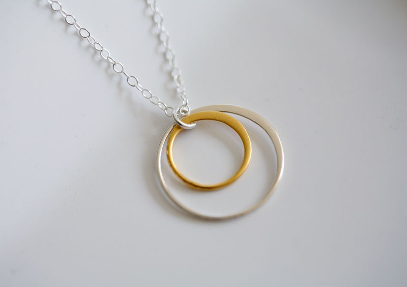 Gold Mix Silver,circle Necklace,karma Necklace, Friends,bridesmaid Gifts,circle Eternity Necklace,sisterhood,graduation
