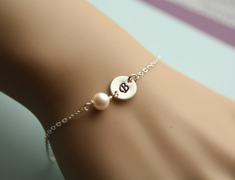 Customize Monogram Initial Bracelet,Wire Wrapped pearl,Everyday Jewelry,Bridesmaid gifts,Birthday,Wedding Jewelry,Friendship Bracelet