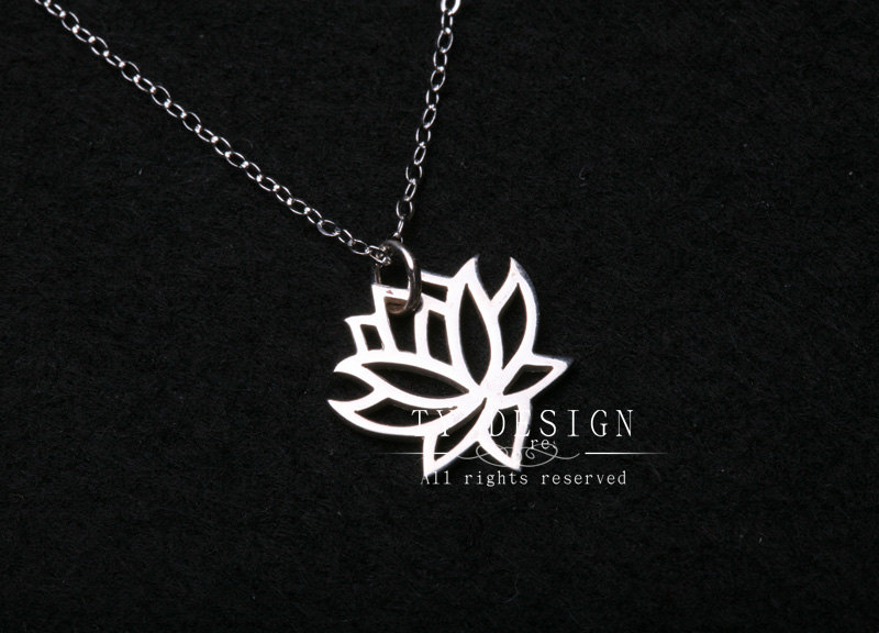 Lotus charm necklace,Sterling silver necklace,lotus flower,simply daily jewelry,Flower jewelry,Birthday,keepsake