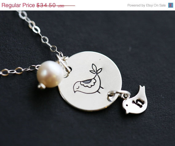 Original Bird Initial Necklace,grandma Gift,mothers Gift,mom And Baby,pearl Necklace,initial Letter Charm,monogram,baby Shower