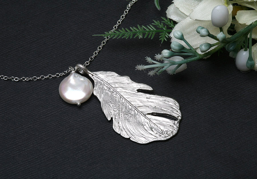 Silver Feather Necklace,birthstone Necklace,personalized,bridesmaid Gifts,wedding,birthday, Everyday Jewelry